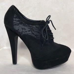 Black Suede Oxford/Lace-up Heels